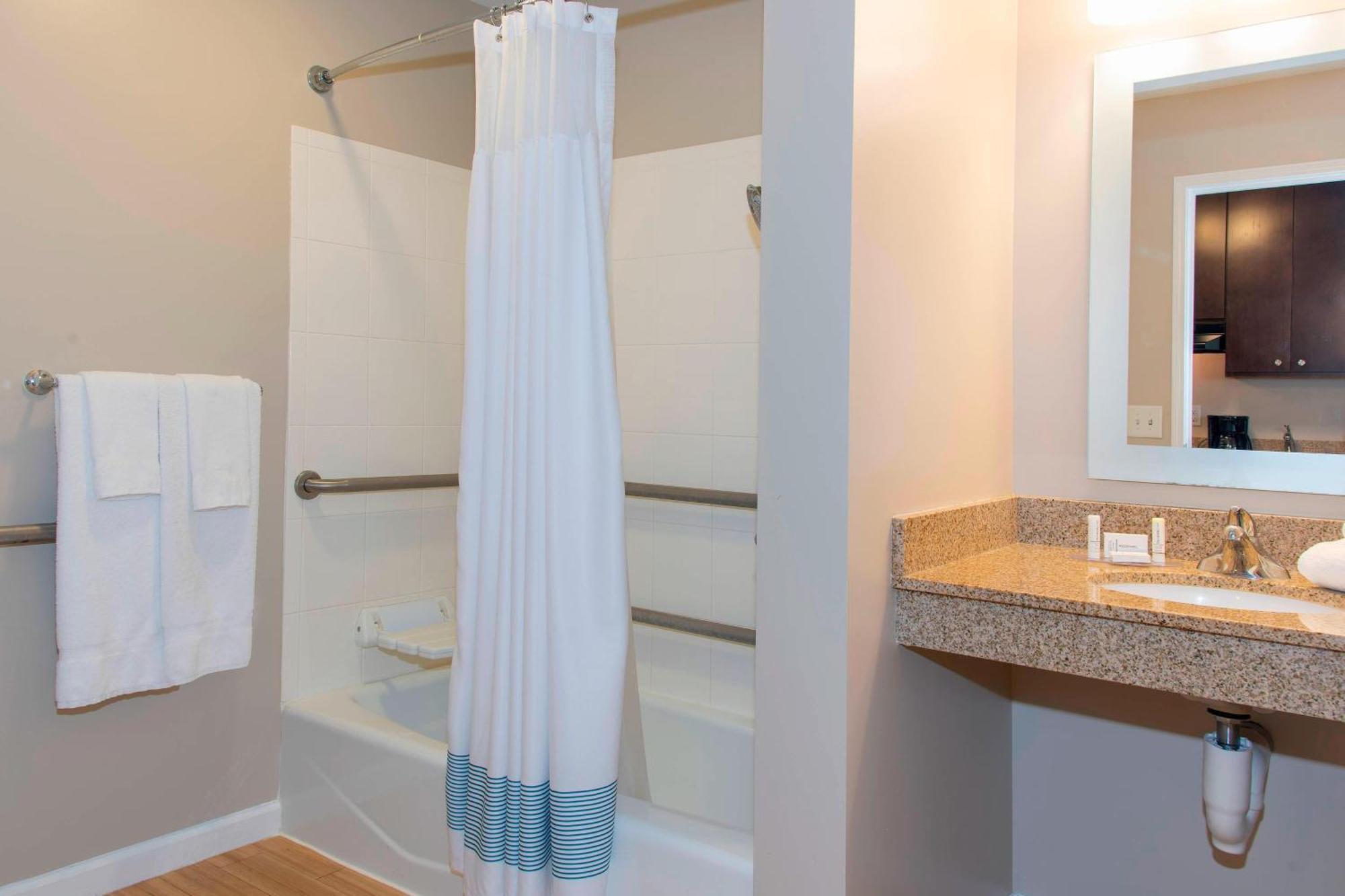 Towneplace Suites Fort Wayne North Экстерьер фото