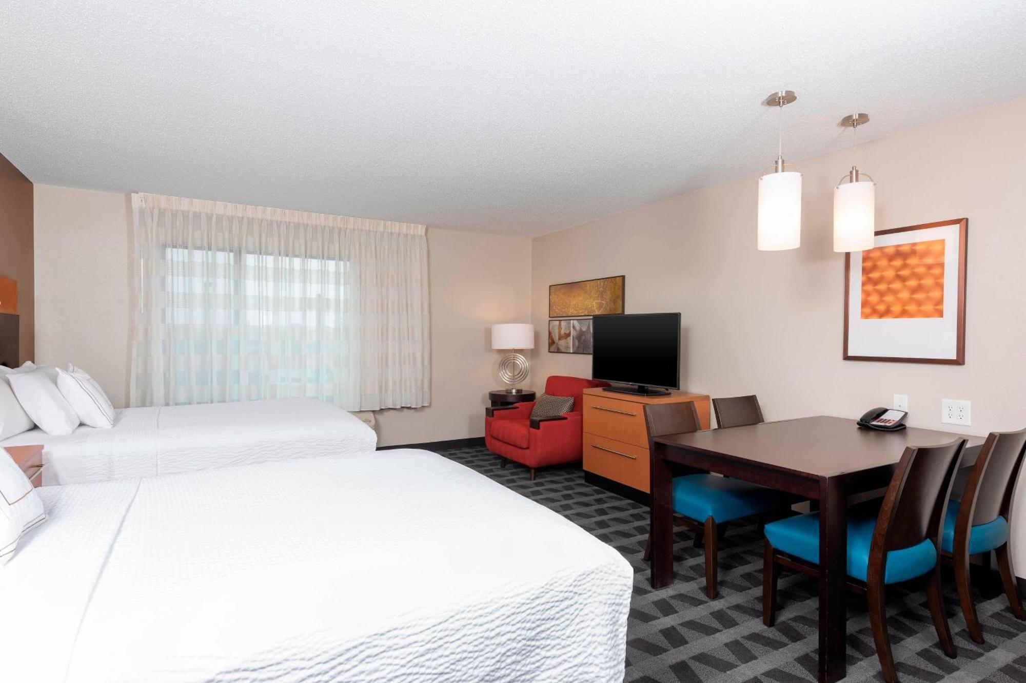 Towneplace Suites Fort Wayne North Экстерьер фото