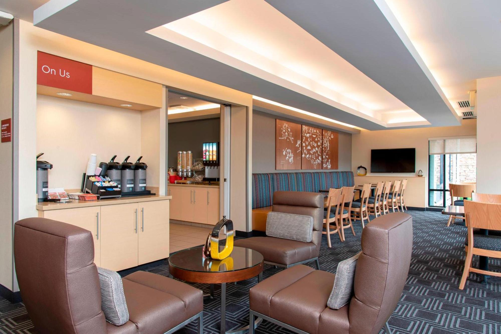 Towneplace Suites Fort Wayne North Экстерьер фото