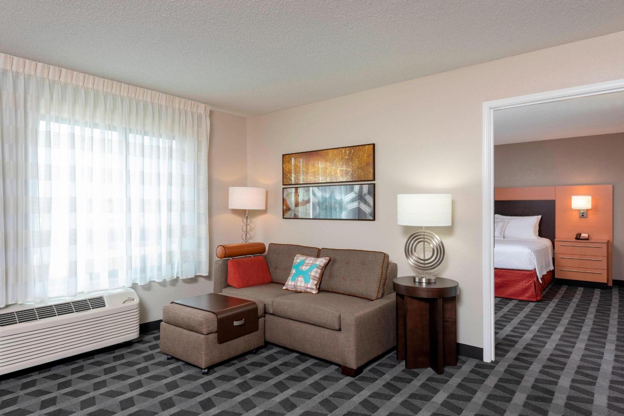 Towneplace Suites Fort Wayne North Экстерьер фото